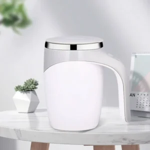 Šolja sa Automatskim Mešanjem 380ml