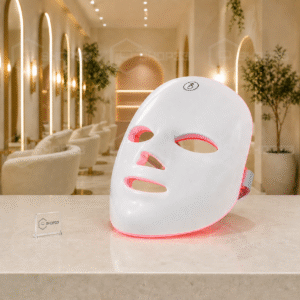 01 Glavna – prednji levi trocetvrtinski GlowLux LED Maska za Lice